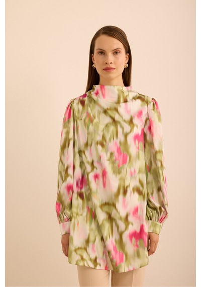 Aker Batik Desenli Dik Yakalı Bluz Pembe Pembe