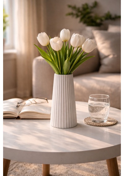 Modern Beyaz Vazo Güne Sade Bir Başlangıç 17.8 7.7 Cm