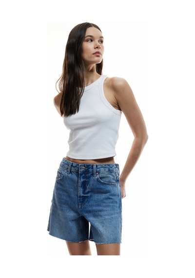 Koton Düğmeli Cep Detaylı Mini Rahat Kalıp Denim Şort Orta İndigo 5sal40002md İndigo