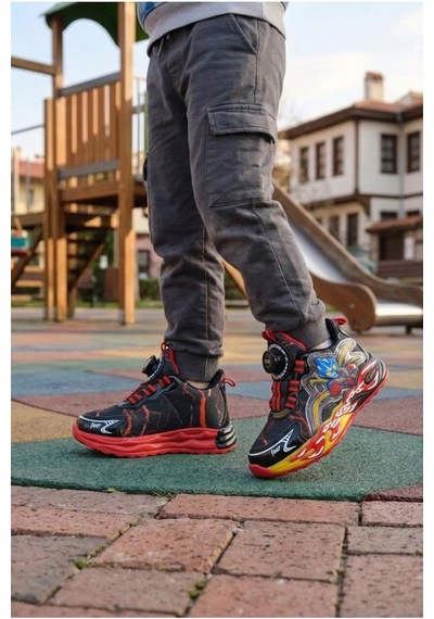 Vojo Kids Ortopedik Taban Kahraman Sneaker Spor Ayakkabı 267800001902 01 Siyah