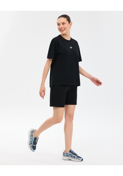 Skechers W Graphic T-shirt Short Sleeve T-shirt Kadın Siyah Tshirt S2610017-3817
