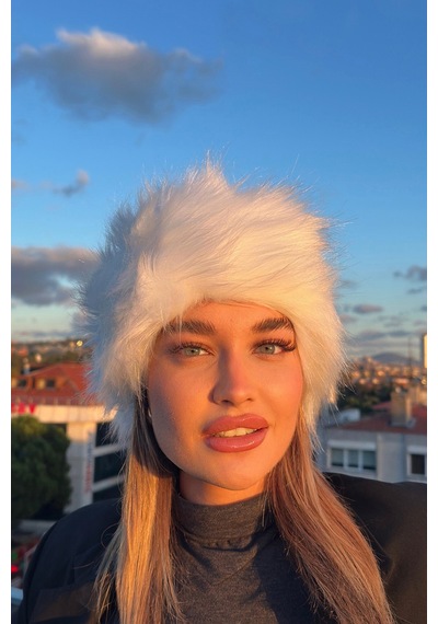 Mollycrush Kadın Beyaz Peluş Kürk Şapka Rus Tarzı Premium Kışlık Model Beyaz