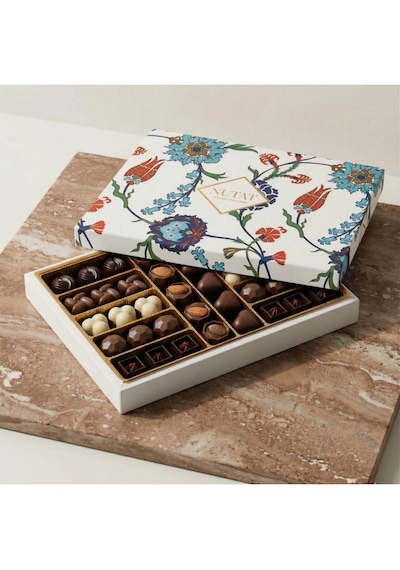 Nutat 300g 25'li Spesiyal Hediye Çikolatası - Leblebi Dolgulu & Karışık Aroma Gurme Seçkitürk Motif