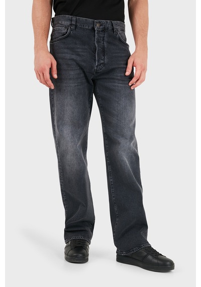 Emporio Armani Relaxed Straight Fit Normal Bel Düz Paça Jeans Erkek Kot Pantolon Em006486 Af29665 M8001 Gri Emporio Armani Relaxed Straight Fit Normal Bel Düz Paça Jeans Erkek Kot Pantolon Em006486 Af29665 M8001 Gri