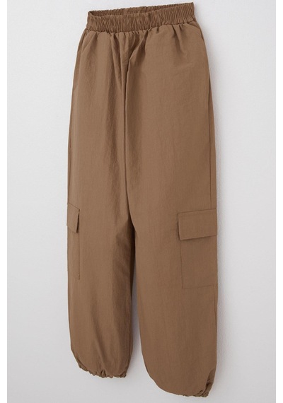 Breeze Kız Çocuk Paraşüt Jogger Paça Pantolon Kargo Cep 7-12 Yaş, Kahverengi Kahverengi Breeze Kız Çocuk Paraşüt Jogger Paça Pantolon Kargo Cep 7-12 Yaş, Kahverengi Kahverengi