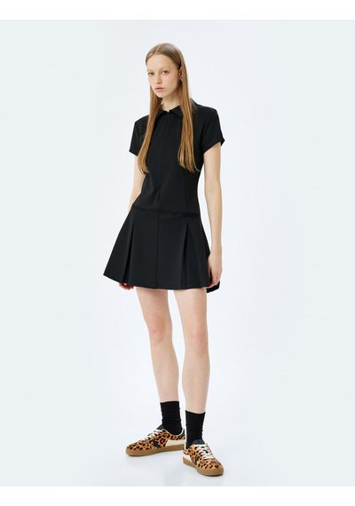 Koton Kalın Piliseli Slim Fit Kısa Kollu Fermuarlı Mini Elbise Siyah 5sal80058ık Siyah