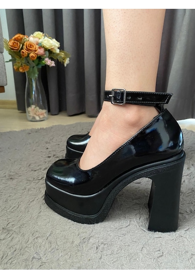 Preshley Kadın Elanor Siyah Rugan Bilekten Bağlamal 12 Cm Platform Topuklu Ayakkabı-siyah Rugan Siyah Preshley Kadın Elanor Siyah Rugan Bilekten Bağlamal 12 Cm Platform Topuklu Ayakkabı-siyah Rugan Siyah