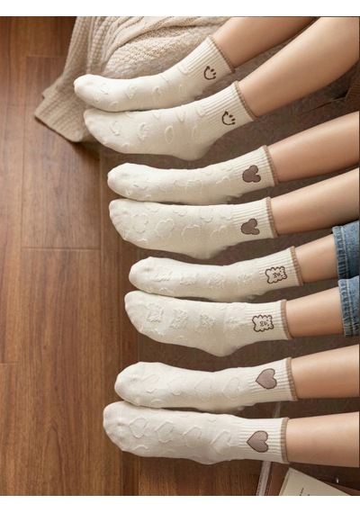 Heren Socks Heren Figürlü Ve Kabartma Desenli 4'lü Ekru Kadın Soket Çorap Kalp,ayıcık,gülenyüz Kolej Boy