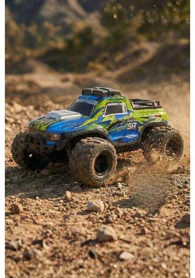 1:16 Ölçek Cross Country Işıklı Off-road Rc Araba Uzaktan Kumandalı, 3 Renk Seçenekli Turuncu