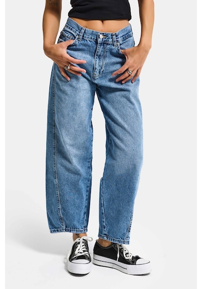 Itsbasic Kadın Mavi Renk 4s6-4 Carrot Fit Rahat Kesim İç Boy 67cm %100 Koton Denim Jean Itsbasic Kadın Mavi Renk 4s6-4 Carrot Fit Rahat Kesim İç Boy 67cm %100 Koton Denim Jean