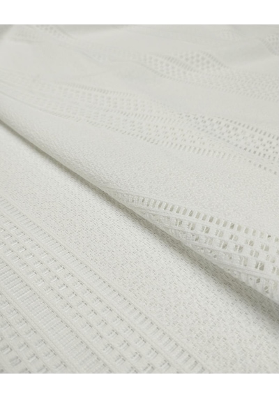 Beyaz Renkte Dantel En 125 Cm X Boy 180 Cm -10126 10