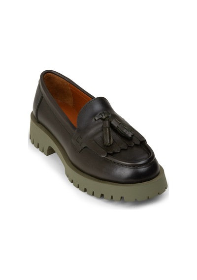 Deery Kadın Hakiki Deri Yeşil Püsküllü Loafer - 02033zyslc02