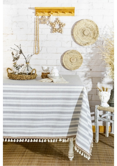 Dnc Home Tekstil Çizgili Gri Şeritli Ponponlu Masa Örtüsü Dnc Home Tekstil Çizgili Gri Şeritli Ponponlu Masa Örtüsü