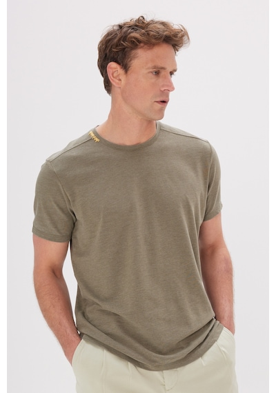 AC&Co / Altınyıldız Classics Erkek Hakı Slim Fit Dar Kesim Bisiklet Yaka Pamuklu Tişört Hakı AC&Co / Altınyıldız Classics Erkek Hakı Slim Fit Dar Kesim Bisiklet Yaka Pamuklu Tişört Hakı