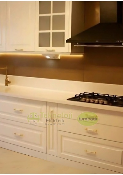 Dolap Tezgah Altı 2'li Priz Ve 3 Watt Anahtarlı Led Spot Aydınlatma Siyah Kasa Işık Ve Akıllı Priz