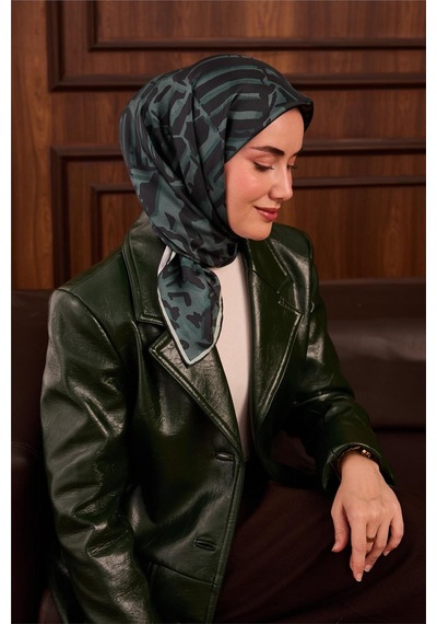 Silk Home Twill İpek Eşarp Koyu Yeşil Patina Su Yeşili Desenli Tok Duruşlu 90x90 Çok Renkli