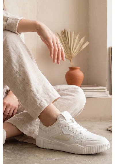 In Step Premium Serisi Kalın Tabanlı Beyaz Kadın Sneaker