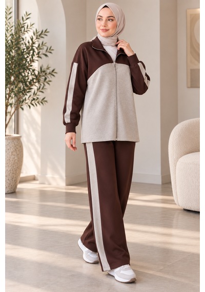 Stilkusagi Kahverengi Bloklu Fermuarlı Hırka Pantolonlu Triko Takım Oversize Tesettür Stilkusagi Kahverengi Bloklu Fermuarlı Hırka Pantolonlu Triko Takım Oversize Tesettür