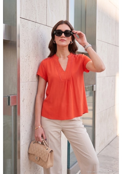 Lela Güpür Detaylı % 100 Pamuk Regular Fit V Yaka Bayan Bluz 611Bz0286 Nar Çiçeği