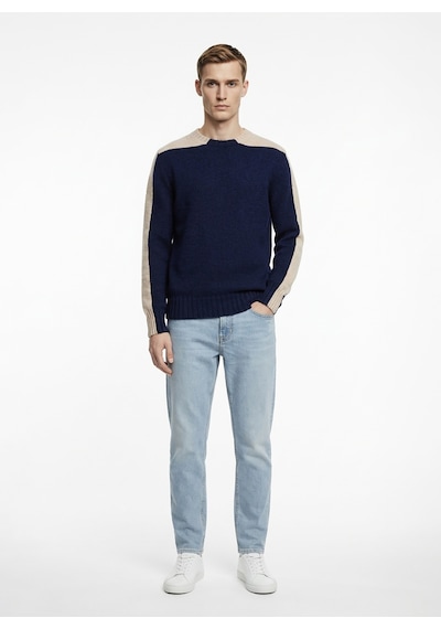 Alpha Studio Lacivert Erkek Bisiklet Yaka Regular Fit Kazak Au-3233c Alpaca Intarsıa Knıt Siyah Alpha Studio Lacivert Erkek Bisiklet Yaka Regular Fit Kazak Au-3233c Alpaca Intarsıa Knıt Siyah
