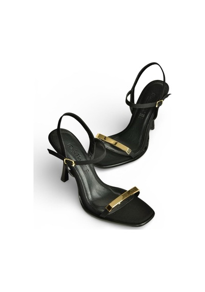 Fox Shoes Y820230504 Siyah Kumaş İnce Topuklu Kadın Ayakkabı Siyah