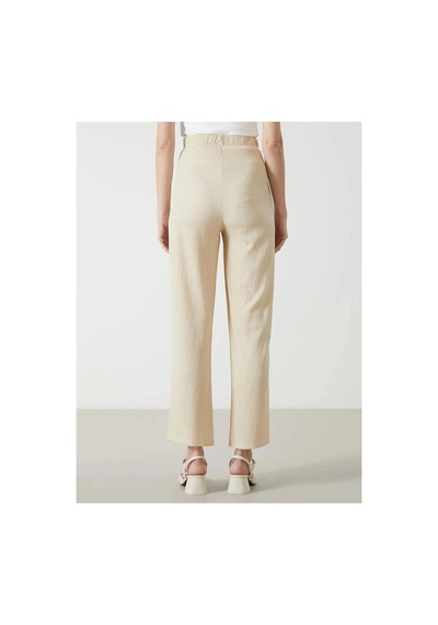 LC Waikiki Lcwaıkıkı Classic Bej Beli Lastikli Dokulu Kadın Pantolon Lıght Beıge