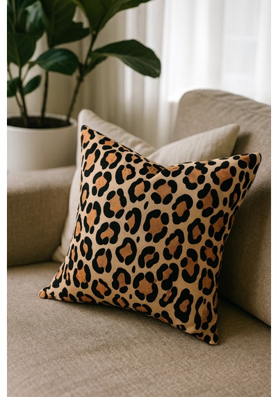 Turkıshrug Kıngdom Leopar Desenli Kahverengi Kırlent Kılıfı 43x43 Cm Modern Ve Şık Tasarım 43 X 43 Çok Renkli