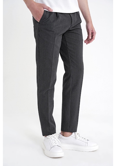 Comfort Fit Rahat Kalıp Pileli Esnek Pamuklu Çizgili Siyah Jogger Pantolon P 1218 Comfort Fit Rahat Kalıp Pileli Esnek Pamuklu Çizgili Siyah Jogger Pantolon P 1218