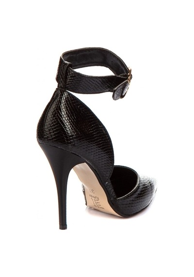 Fox Shoes Siyah Yılan Baskı Kadın Topuklu Ayakkabı K654073307