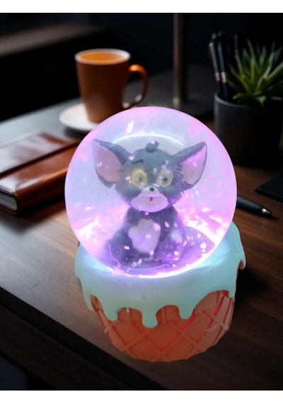 Tom Figürlü 9cmx8cm Ebat Pilli Işıklı Dekoratif Kar Küre 9cm X 8cm