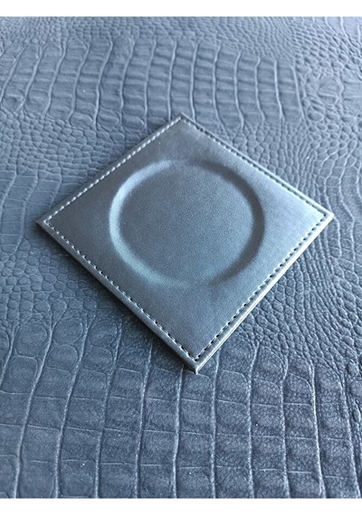 Kare Bardak Altlığı Suni Deri Bardak Altı 1 Adet Siyah Çok Renkli