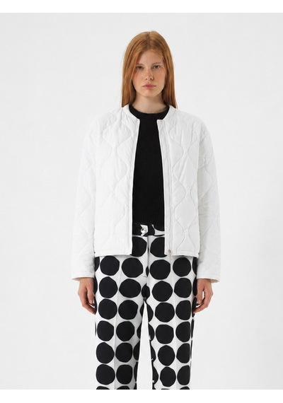 Beyaz Formunu Koruyan Oversize Mont 290495