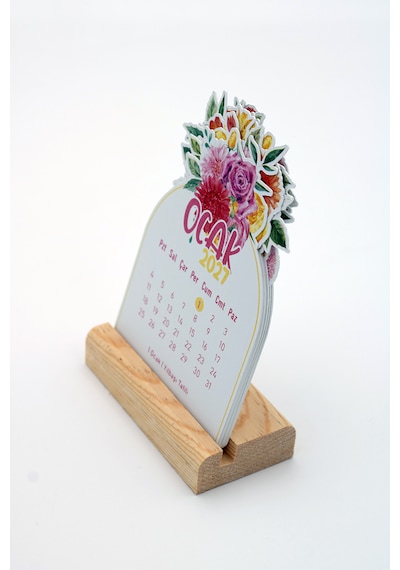 Ahşap Standlı Özel Kesim Çiçek Buketi Tasarımlı 2027 Masaüstü Takvimi 8x12 Cm - Romantik Yeni Yıl Hediyesi Çok Renkli