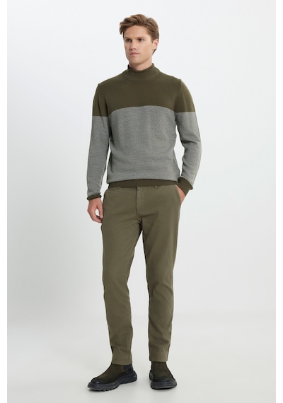 AC&Co / Altınyıldız Classics Erkek Hakı Pamuklu Slim Fit Dar Kesim Armürlü Yan Cep Esnek Casual Pantolon Haki AC&Co / Altınyıldız Classics Erkek Hakı Pamuklu Slim Fit Dar Kesim Armürlü Yan Cep Esnek Casual Pantolon Haki