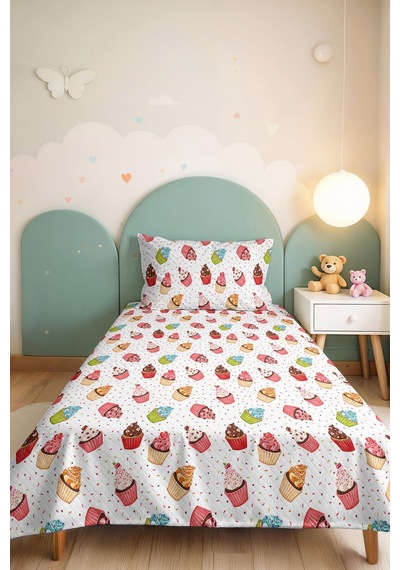 Evimde Bambaşka Cupcake Pastel Kız Çocuk Pike Takımı - Şekerleme Pembe Renkli Bebek Odası Yatak Örtüsü - 160x220  CM