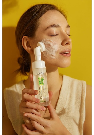 Aloe Vera Yüz Temizleme Köpüğü 200 Ml