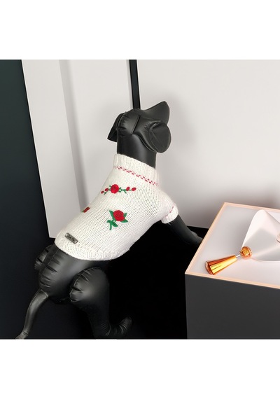 Köpek İçin Güllü Beyaz Kazak