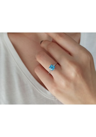 Sirius Pırlanta Ve Prenses Kesim Mavi Topaz Freyjayüzük 0823R0184