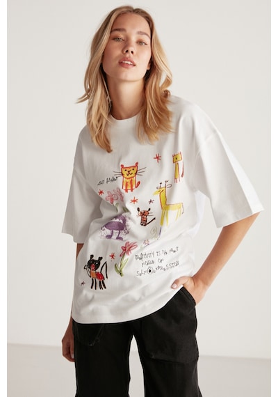 Grımelange Mıllıe Kadın %100 Organik Pamuklu Oversize Kalıp Bol Kesim Baskı Ve Nakış Detaylı Beyaz T-shirt