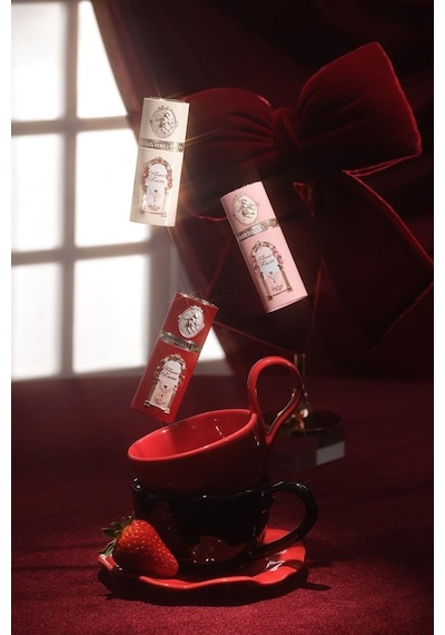 Flower Knows Strawberry Cupid All Day Glow Likit Allık Allıklar 05 Rum Cocoa 4