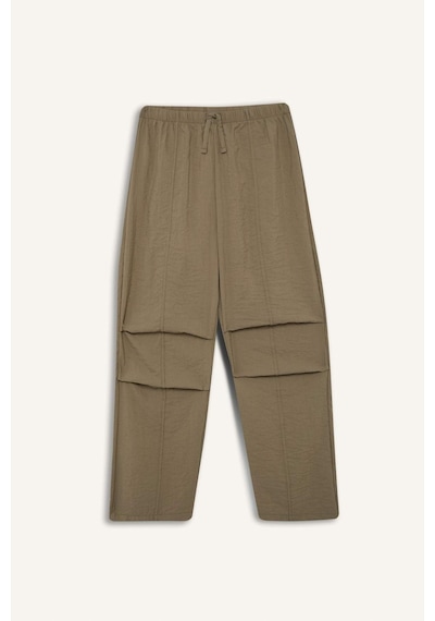 DeFacto Kız Çocuk Beli Lastikli Düz Paça Paraşüt Pantolon D7605A825SMKH465 Haki