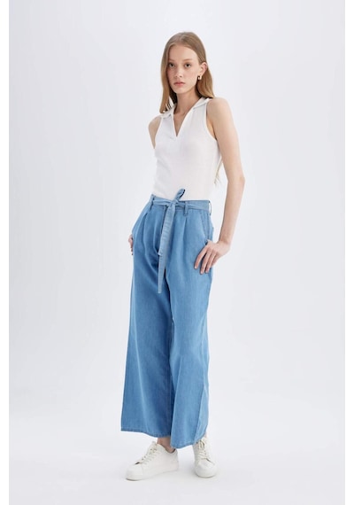 DeFacto Wide Leg Yüksek Bel Kuşaklı Geniş Paça Uzun Jean Pantolon D2433AX24SMNM85 DeFacto Wide Leg Yüksek Bel Kuşaklı Geniş Paça Uzun Jean Pantolon D2433AX24SMNM85