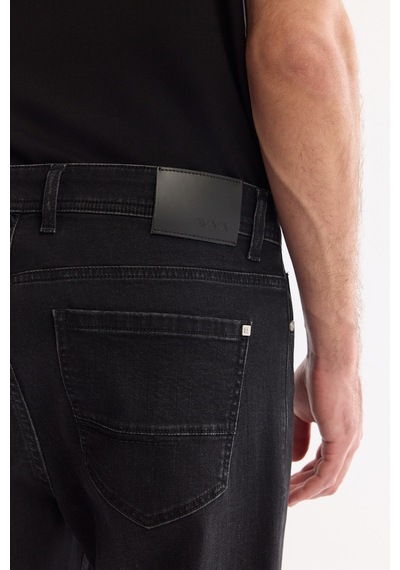 Avva Erkek Siyah Taş Yıkamalı Pamuklu Elastan Madrid Comfort Slim Fit Jean Pantolon A61y3510 Avva Erkek Siyah Taş Yıkamalı Pamuklu Elastan Madrid Comfort Slim Fit Jean Pantolon A61y3510