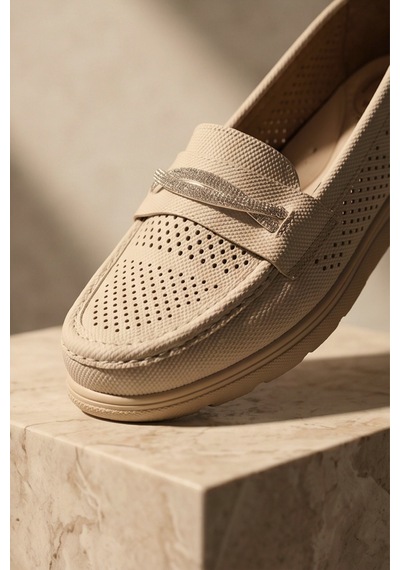 Aura Comfort Ortopedik Tabanlı Işıltı Detaylı Kadın Krem Günlük Casual Loafer Ayakkabı