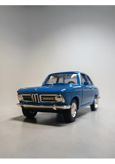 Nostaljik Mavi Bmw 2000 Tı 1/32 Ölçek Metal Çek Bırak Kapılar Açılır Model Araba Çok Renkli
