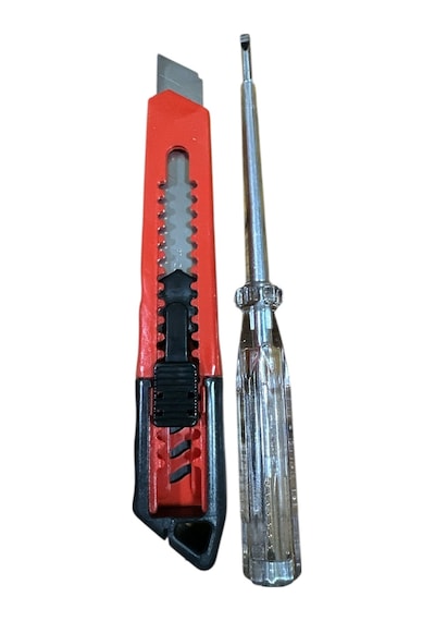 İki Güç Bir Arada: Kontrol Kalemi + Maket Bıçağı Profesyonel Set