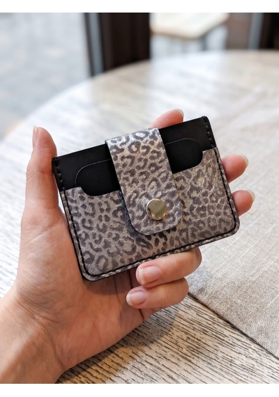 Luna Luster Gümüş Leopar Desenli Kadın Çıtçıtlı Deri Kartlık Siyah - Beyaz - Leopar