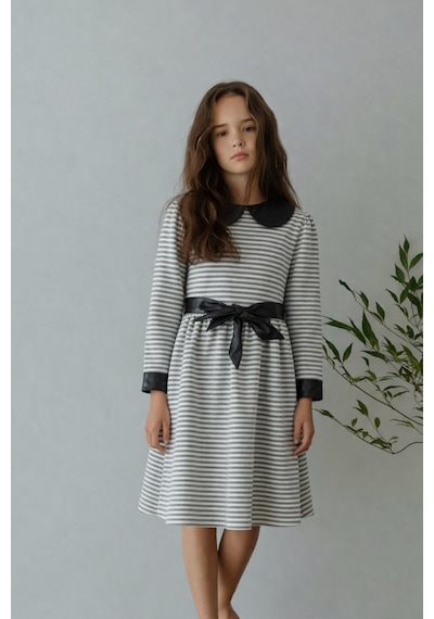 Fesshera Kids Kız Çocuk Elbise Suni Deri Detaylı Bebe Yaka Sırtı Fermuarlı Şık Elbise Beyaz Fesshera Kids Kız Çocuk Elbise Suni Deri Detaylı Bebe Yaka Sırtı Fermuarlı Şık Elbise Beyaz
