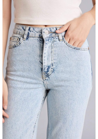 Defacto Comfort Straıght Yüksek Bel Bilek Boy Jean Yıkamalı Pantolon F2150ax26spnm39 Mavi-nm39 Defacto Comfort Straıght Yüksek Bel Bilek Boy Jean Yıkamalı Pantolon F2150ax26spnm39 Mavi-nm39