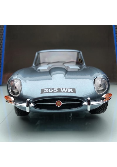 1961 Jaguar E-type 3.8 Coupe Blue Metallic 1 18 Ölçek Burago Mark